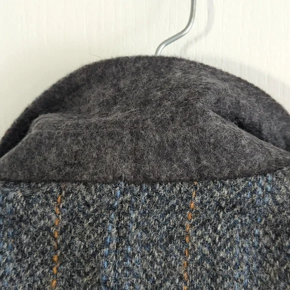 Harris Tweed Jacket - Picture 11 of 13